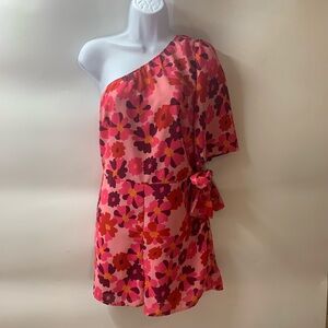Floral One-Shoulder Romper in Pink and Red Size M